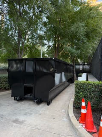 Nortex 30-yard roll-off dumpster